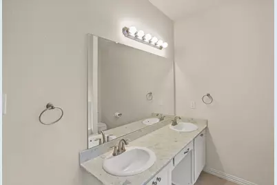 10921 Cathedral Peak Drive, Rosharon, TX 77583 - Photo 11