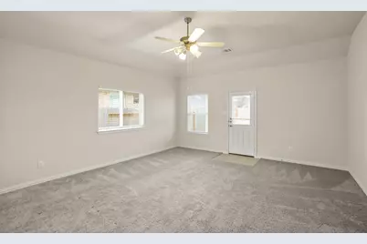 10921 Cathedral Peak Drive, Rosharon, TX 77583 - Photo 9