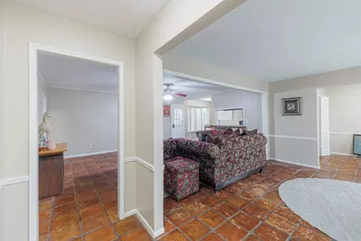 9418 Beverlyhill Street, Houston, TX 77063 - Photo 5