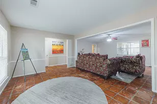 9418 Beverly Hill St, Houston, TX 77063 - Photo 7