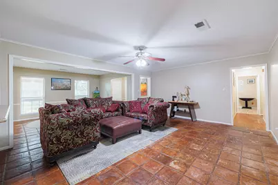 9418 Beverlyhill Street, Houston, TX 77063 - Photo 9