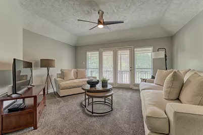 170 N Hazelcrest Circle, The Woodlands, TX 77382 - Photo 27