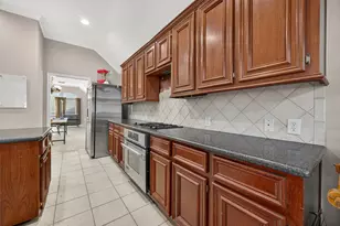 3131 Valley Ct, Manvel, TX 77578 - Photo 13