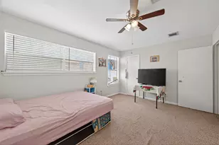7709 Shadow Hill Ln, Houston, TX 77072 - Photo 27