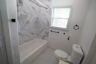 21702 E Memorial Dr, Porter, TX 77365 - Photo 7