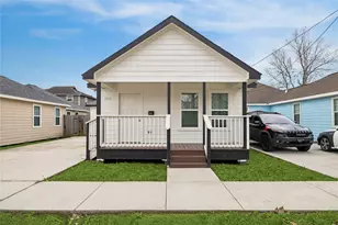 3342 Simmons St, Houston, TX 77004 - Photo 1