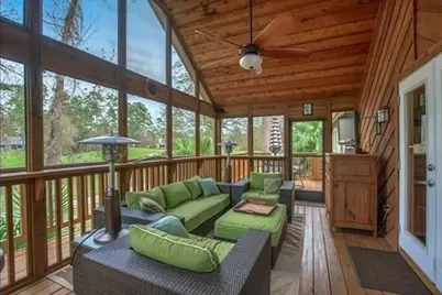 8 Buttonbush Court, The Woodlands, TX 77380 - Photo 11