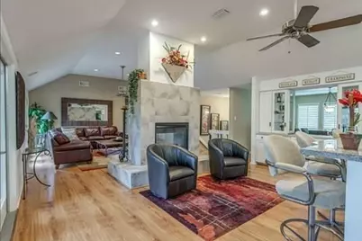 8 Buttonbush Court, The Woodlands, TX 77380 - Photo 13
