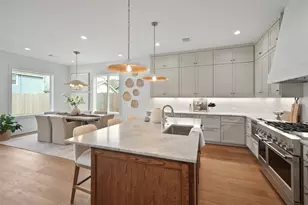 1023 E 23rd St, Houston, TX 77009 - Photo 9