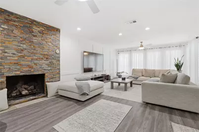 1627 N Hearthside Drive, Richmond, TX 77406 - Photo 5