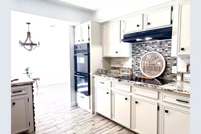 205 Montclaire Drive, West Columbia, TX 77486 - Photo 3