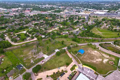 407 Victoria Street, Houston, TX 77022 - Photo 5