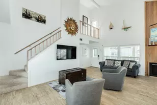 13827 Pirates Beach Blvd, Galveston, TX 77554 - Photo 19