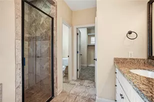 536 Stephen F Austin Dr, Conroe, TX 77302 - Photo 21