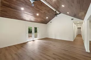 2109 County Rd 353, Brazoria, TX 77422 - Photo 21
