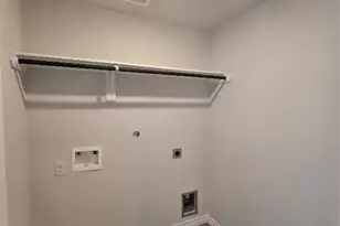 1102 Riggs St, Baytown, TX 77520 - Photo 13