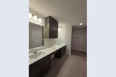 1102 Riggs Street, Baytown, TX 77520 - Photo 5