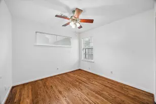 820 E 28th St, Houston, TX 77009 - Photo 15
