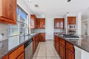 11831 Key Biscayne Ct, Houston, TX 77065 - Photo 9