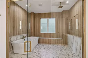 6905 Hollyleaf Ct, Montgomery, TX 77316 - Photo 21