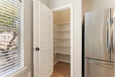 922 E Heights Hollow Lane, Houston, TX 77007 - Photo 9