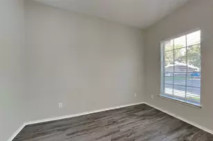 1314 Buchans Dr, Spring, TX 77386 - Photo 5