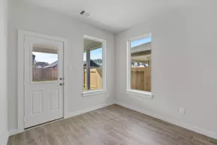 2008 Sugarberry Gully Ln, Conroe, TX 77301 - Photo 5