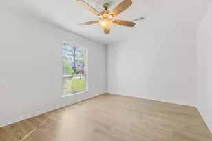 12211 Sarti St, Houston, TX 77066 - Photo 7