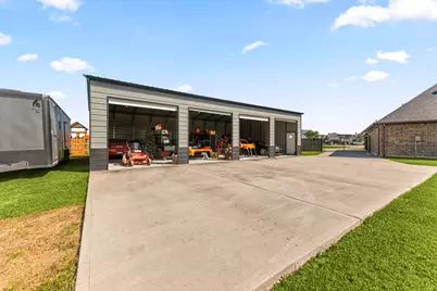 10334 Clydesdale Drive, Needville, TX 77461 - Photo 3