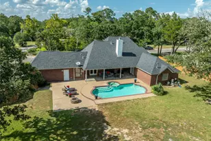 227 Briarwood Dr, Bellville, TX 77418 - Photo 25