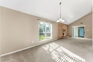 2718 Knollbrook Ln, Spring, TX 77373 - Photo 9