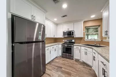 12711 Britt Road, Pearland, TX 77581 - Photo 9