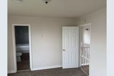1675 Hugh Road #B, Houston, TX 77067 - Photo 7