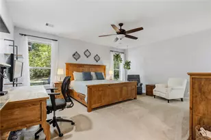 2035 Elkington Cir, Conroe, TX 77304 - Photo 11