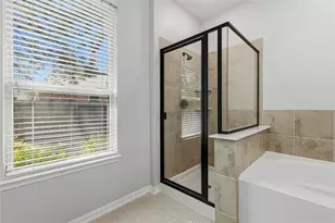 2035 Elkington Cir, Conroe, TX 77304 - Photo 15