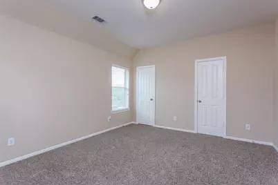 5918 Union Springs, Sugar Land, TX 77479 - Photo 9