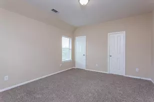 5918 Union Springs, Sugar Land, TX 77479 - Photo 9