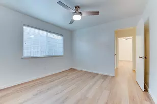 15914 Barbarossa Dr, Houston, TX 77083 - Photo 23