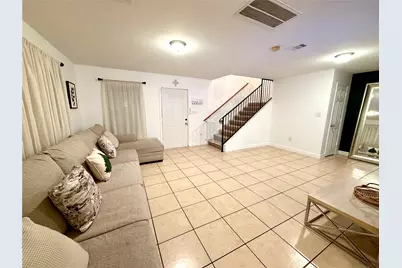 6634 Tuskegee St Street, Houston, TX 77091 - Photo 5