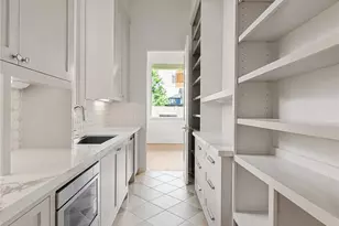 891 W 41st St, Houston, TX 77018 - Photo 17