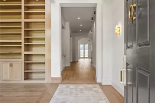 891 W 41st St, Houston, TX 77018 - Photo 3
