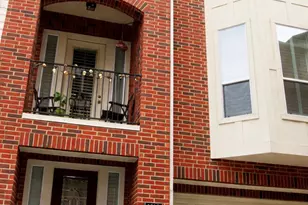 1012 Studer St, Houston, TX 77007 - Photo 1