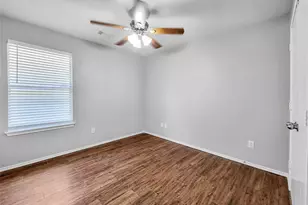 5439 Aloe Ave, Baytown, TX 77521 - Photo 11