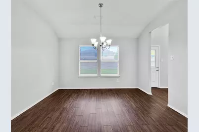 5439 Aloe Avenue, Baytown, TX 77521 - Photo 5