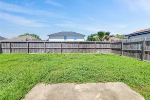 5439 Aloe Ave, Baytown, TX 77521 - Photo 17