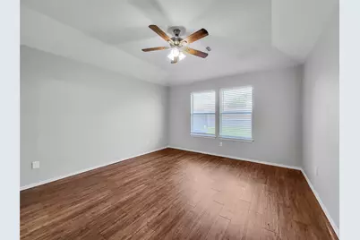 5439 Aloe Avenue, Baytown, TX 77521 - Photo 9