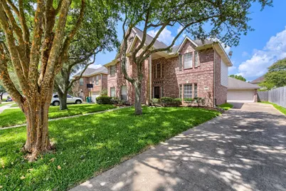 2513 La Rochelle Court, Seabrook, TX 77586 - Photo 3