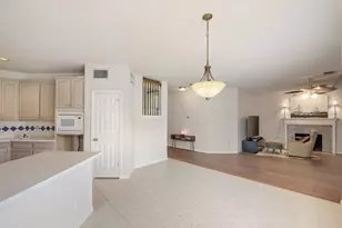 2513 La Rochelle Ct, Seabrook, TX 77586 - Photo 7