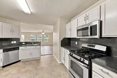 5031 Juniper Spring Trail, Katy, TX 77449 - Photo 9