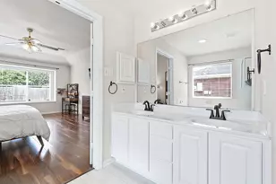 13506 Wesley Oaks Dr, Houston, TX 77085 - Photo 13